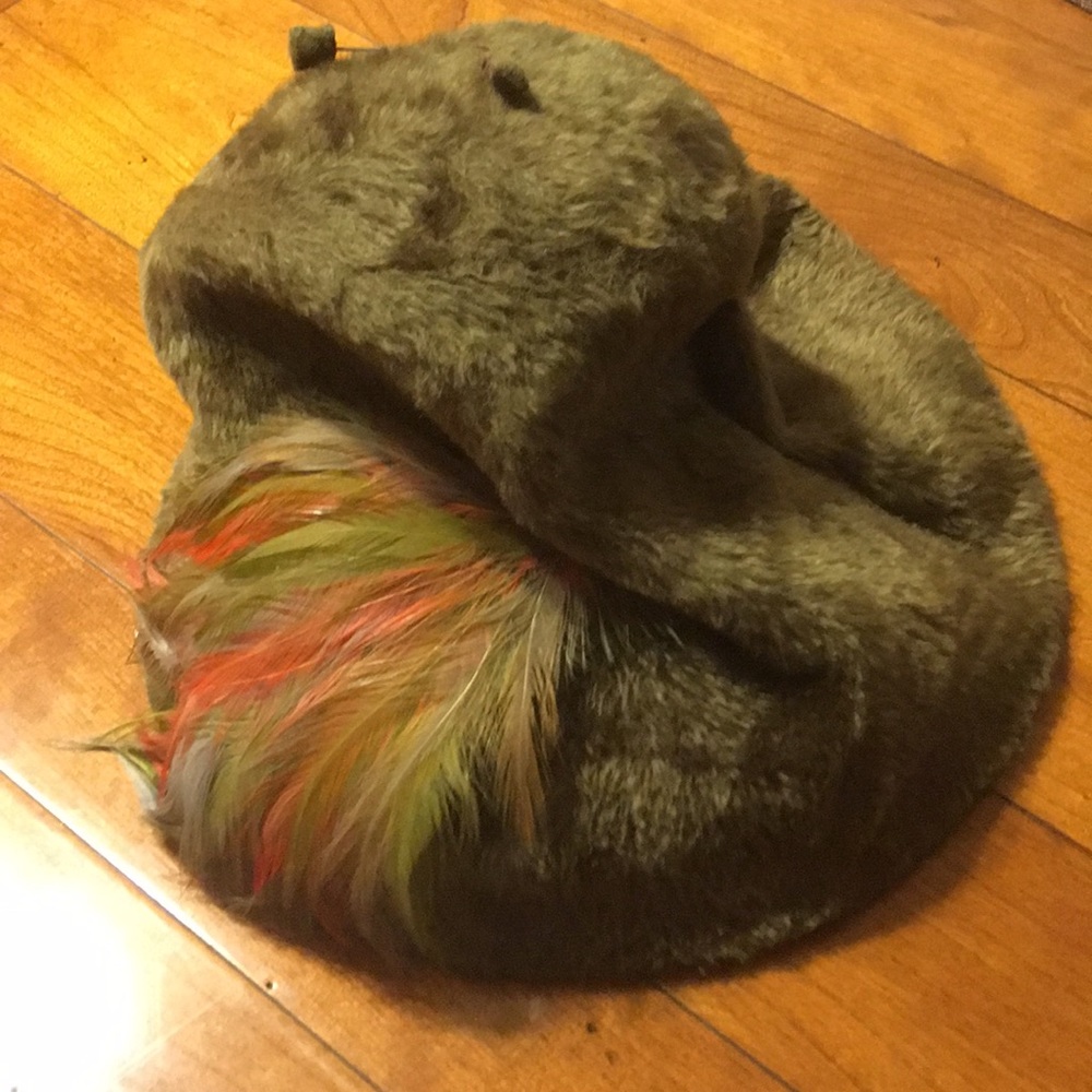 Shaperelli-style olive mohair vintage hat